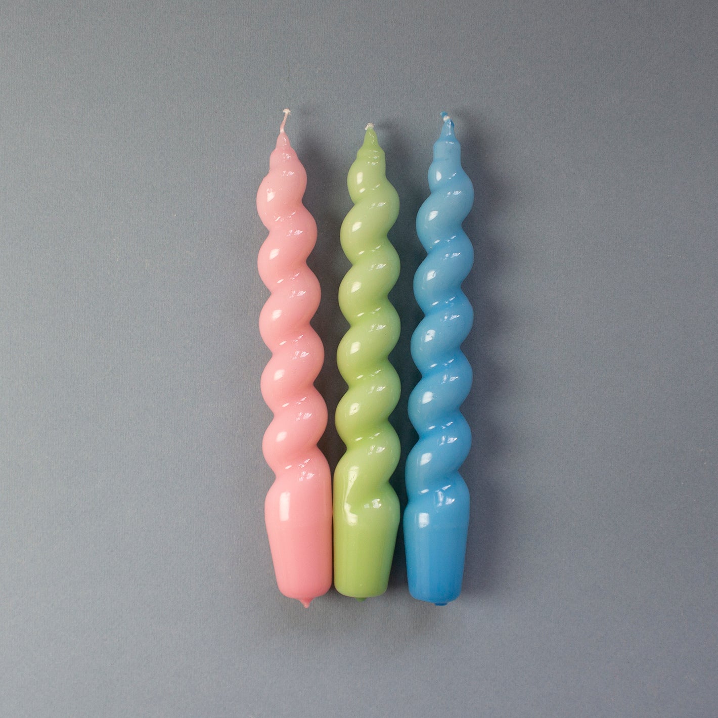 3 WAVY CANDLES - choose 3 colors