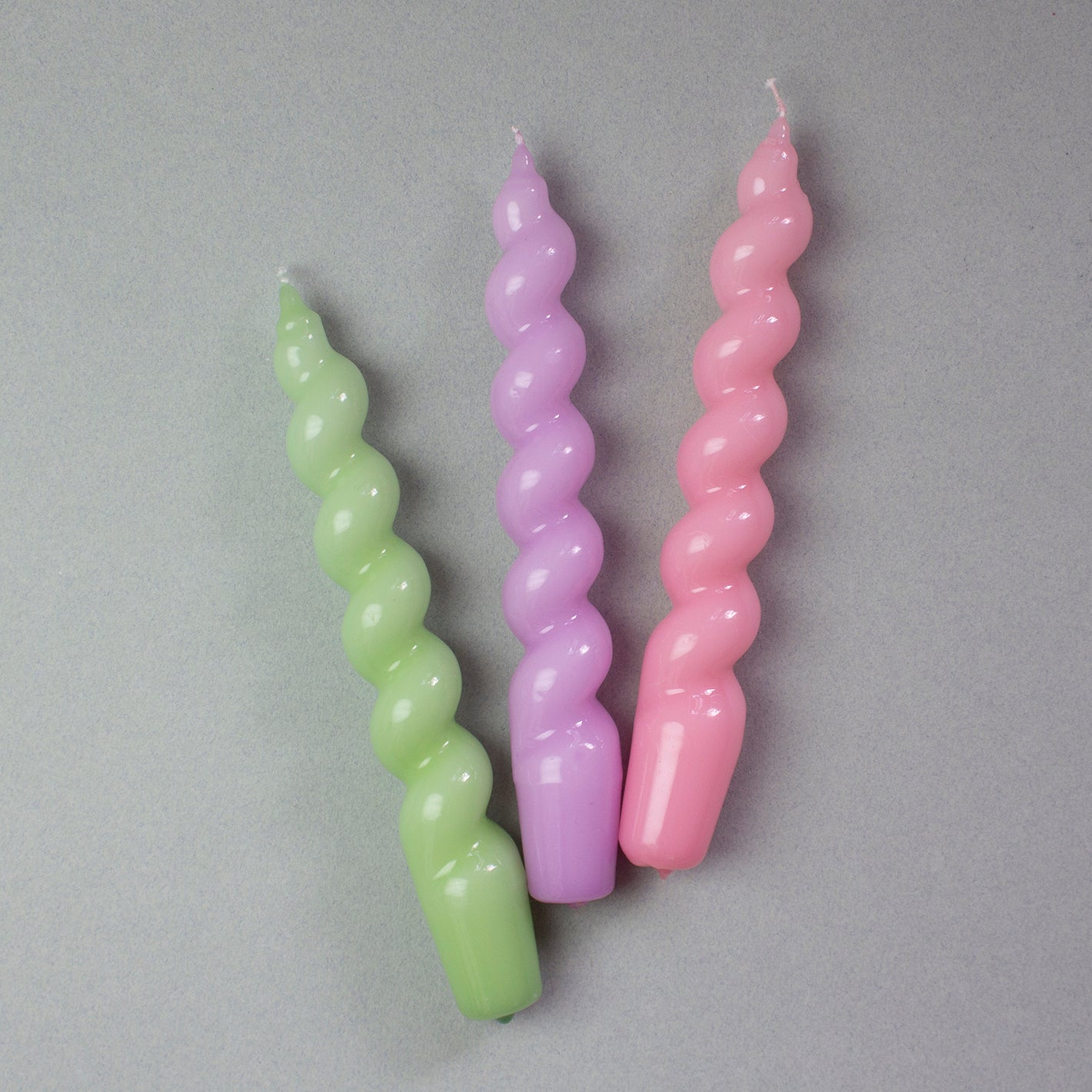 3 WAVY CANDLES - choose 3 colors