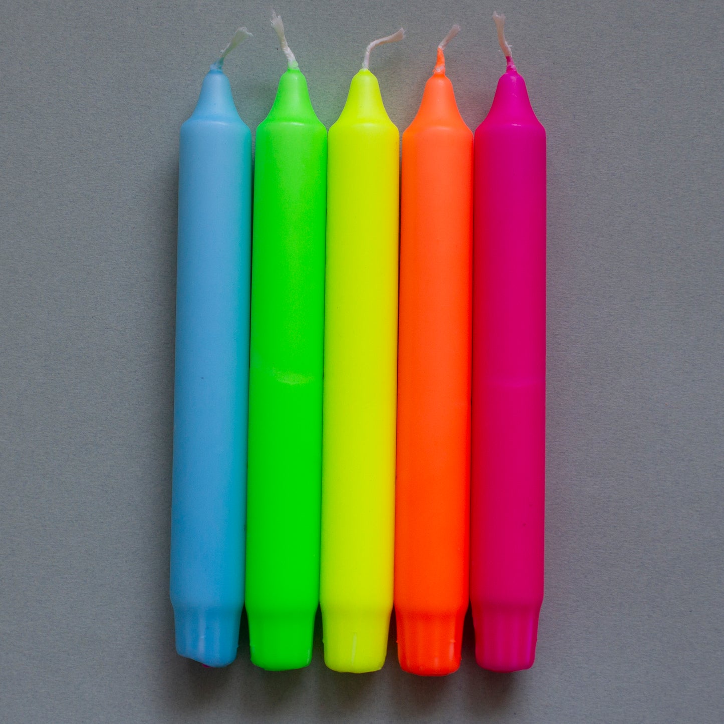 5 NEON CANDLES